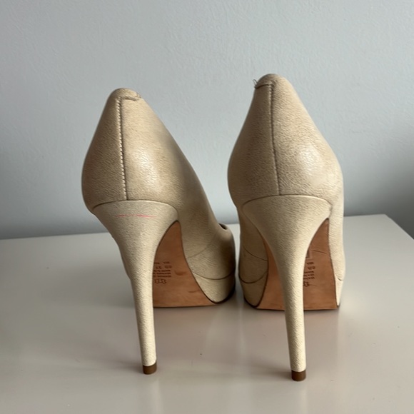 Aldo Nude, Peep-Toe, Faux-Suede, 5” Stiletto. Sz 9. - Picture 5 of 5